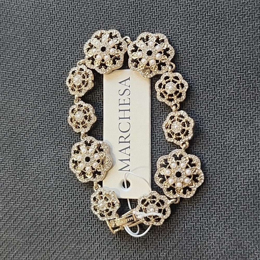 Gold Braclet - image 3